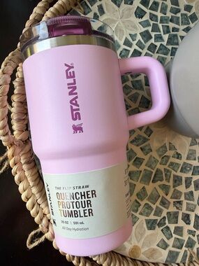 Stanley Protour CHERRY BLOSSOM 20oz with Handle